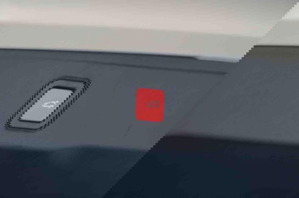 Jeep Avenger nuova a Torino (10)