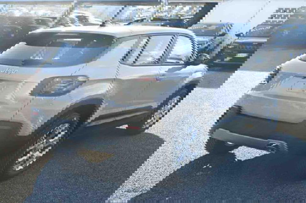 Jeep Avenger nuova a Torino (5)