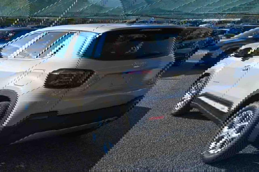 Jeep Avenger nuova a Torino (7)