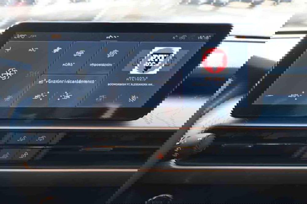 Jeep Avenger nuova a Torino (18)