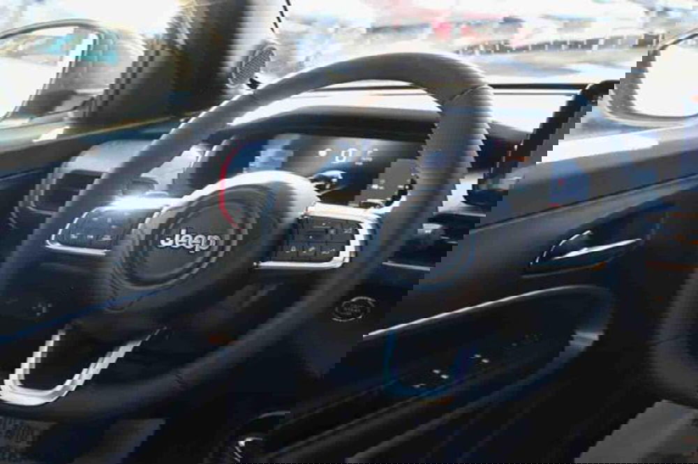 Jeep Avenger nuova a Torino (20)