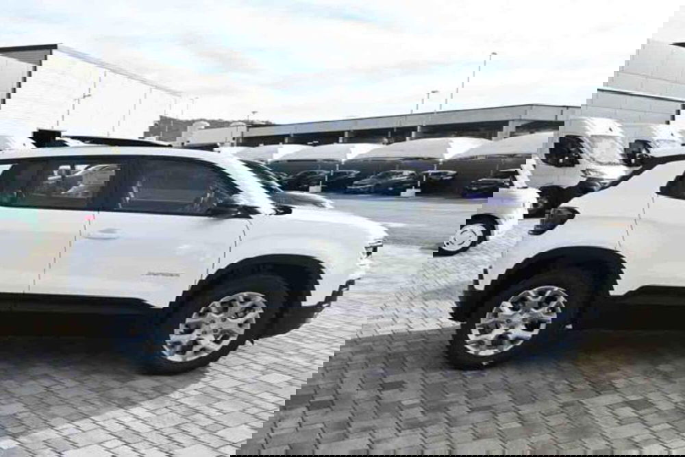 Jeep Avenger nuova a Torino (4)