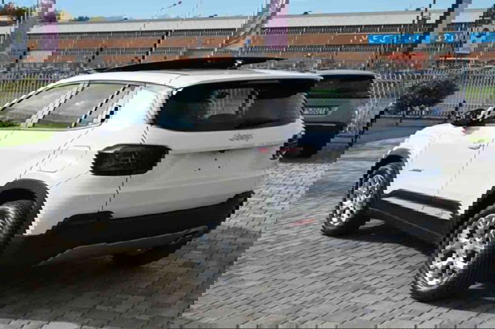 Jeep Avenger nuova a Torino (7)