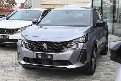 Peugeot 3008 PureTech Turbo 130 S&amp;S Allure Pack del 2024 usata a Pianezza