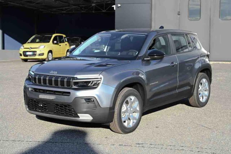 Jeep Avenger nuova a Torino