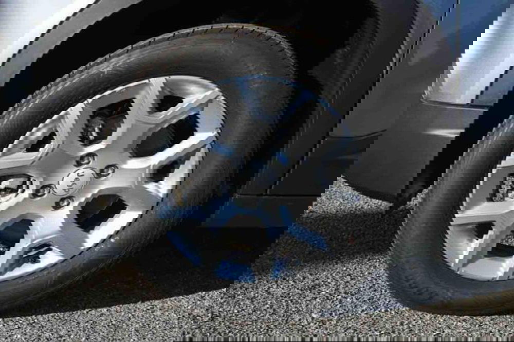 Jeep Avenger nuova a Torino (10)