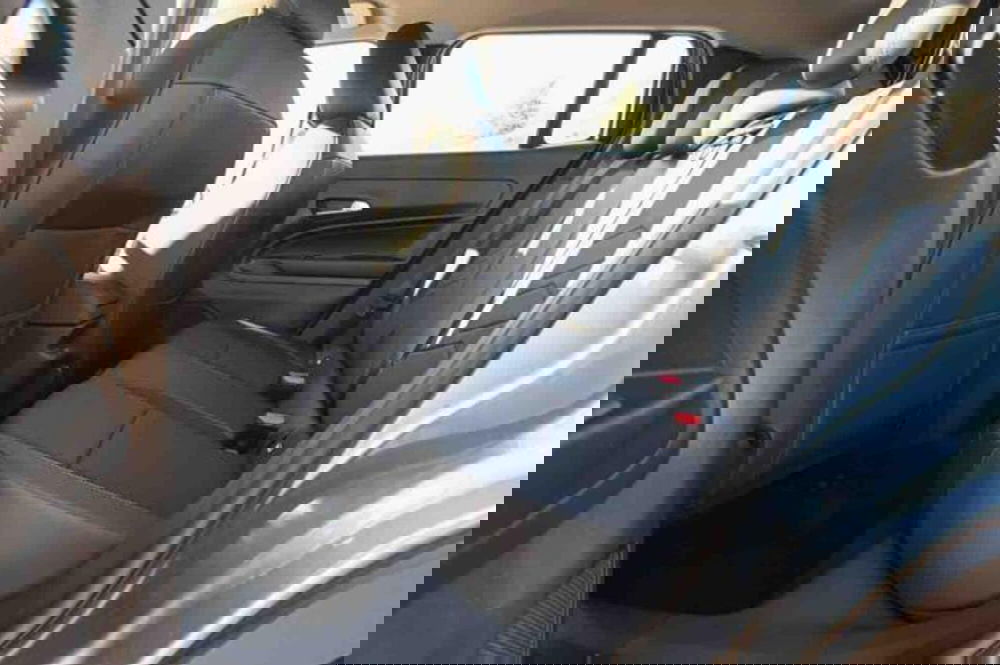 Jeep Avenger nuova a Torino (15)