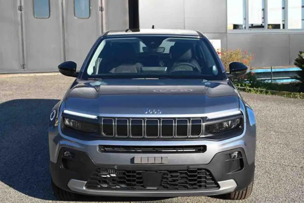 Jeep Avenger nuova a Torino (16)