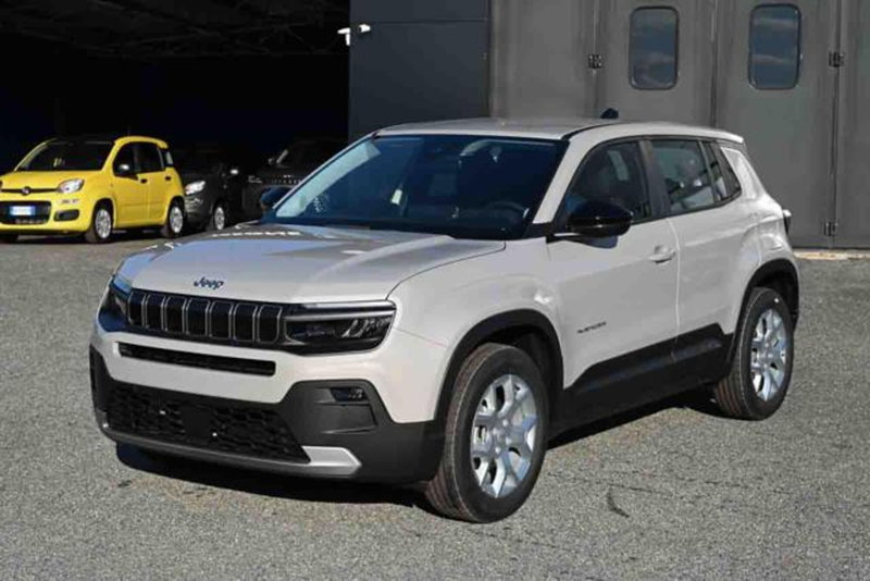 Jeep Avenger nuova a Torino