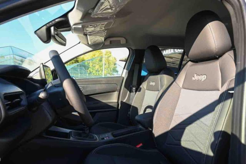 Jeep Avenger nuova a Torino (10)
