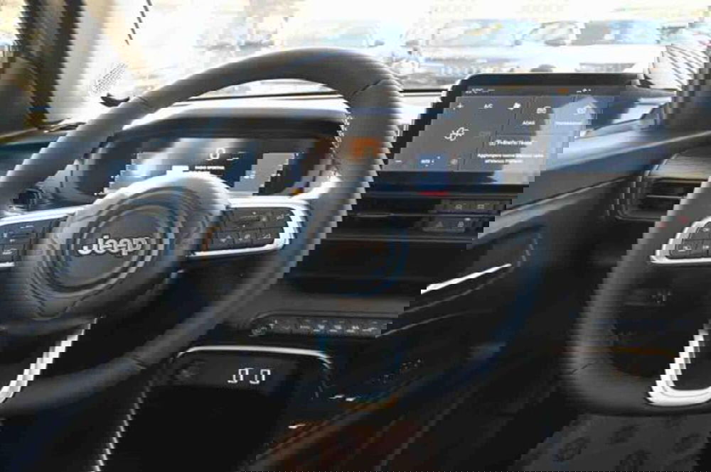 Jeep Avenger nuova a Torino (16)