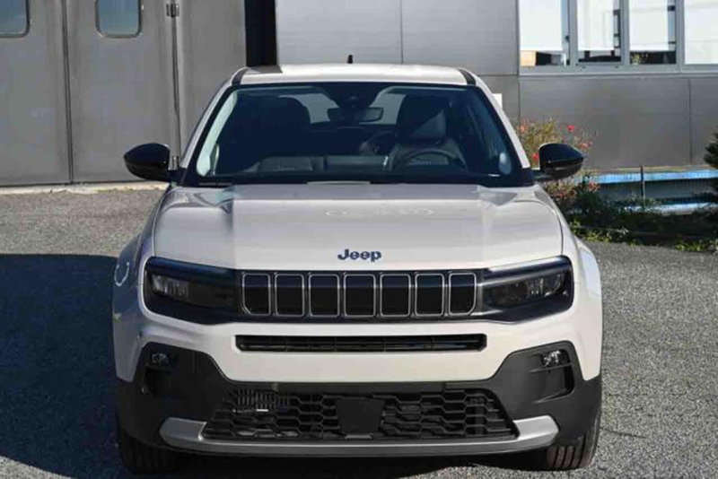 Jeep Avenger nuova a Torino (16)