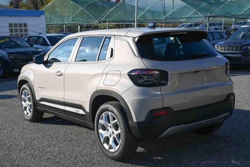 Jeep Avenger nuova a Torino (4)