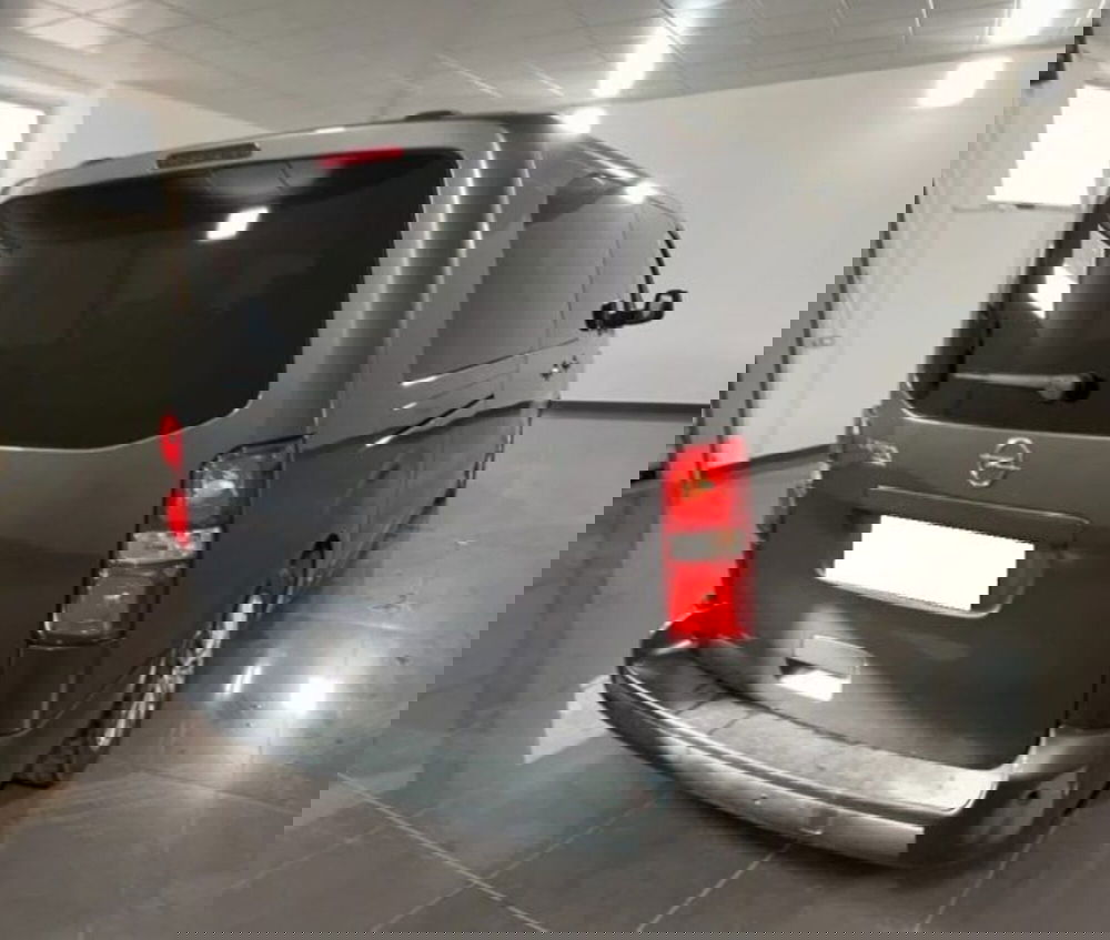 Opel Zafira Life usata a Firenze (4)