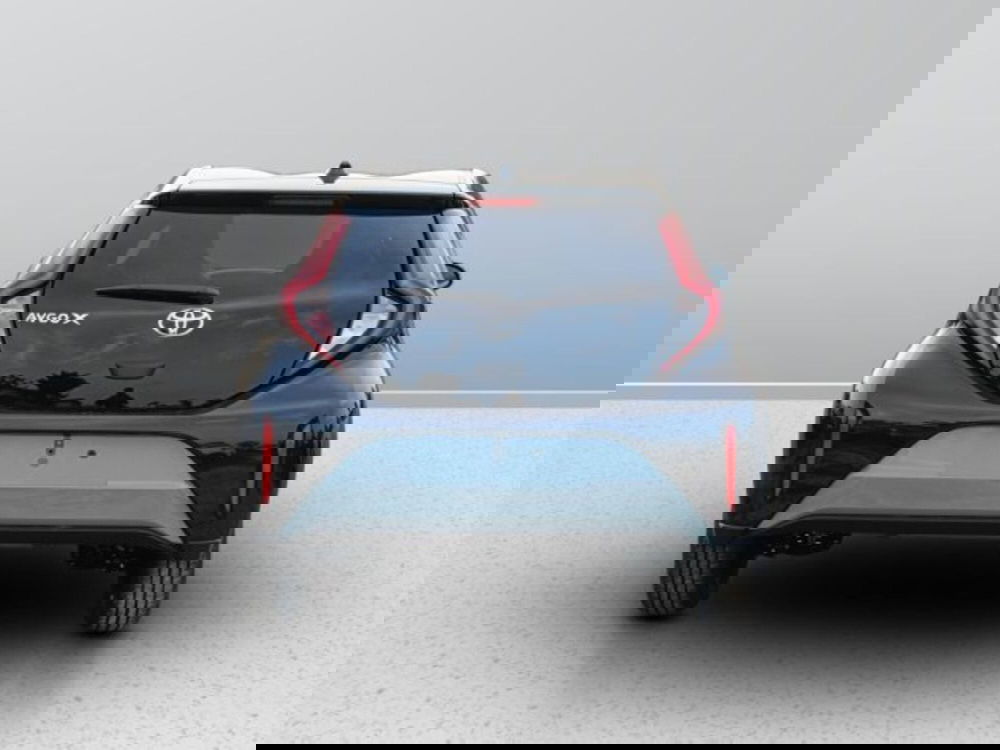 Toyota Aygo X nuova a Teramo (4)