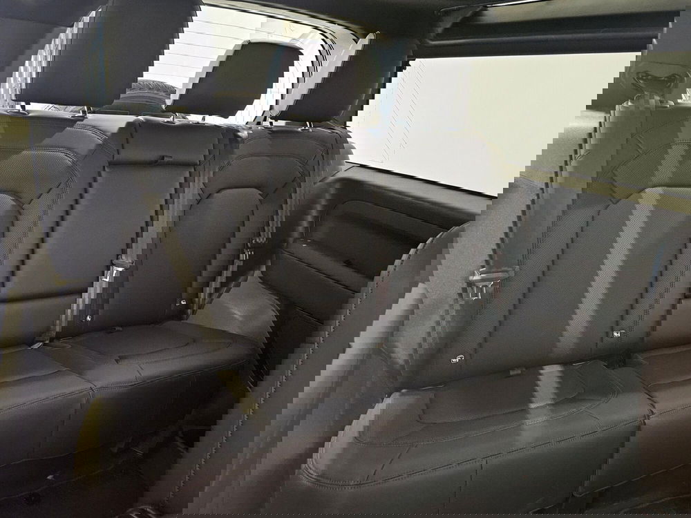 Land Rover Defender usata a Napoli (5)