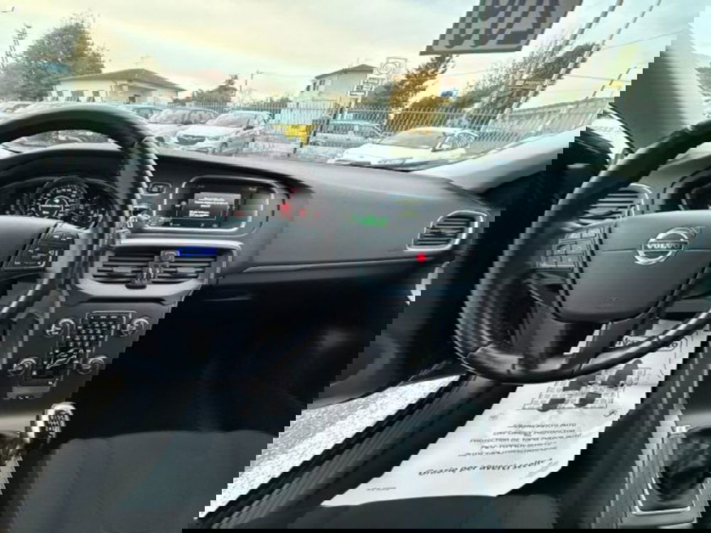Volvo V40 usata a Lucca (11)