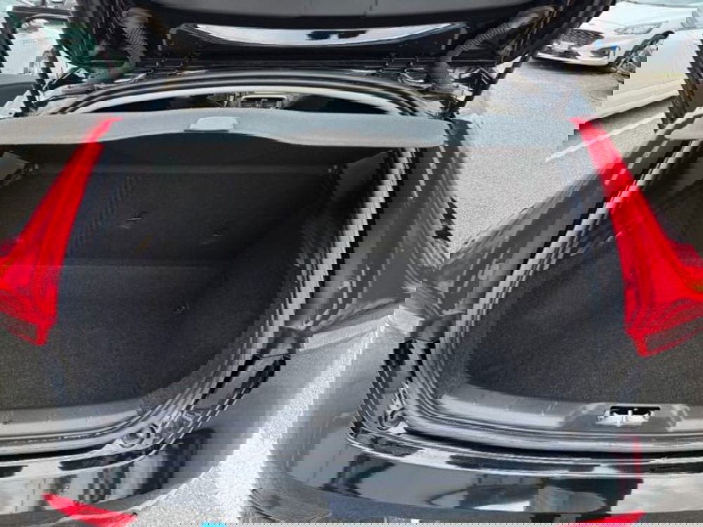 Volvo V40 usata a Lucca (4)