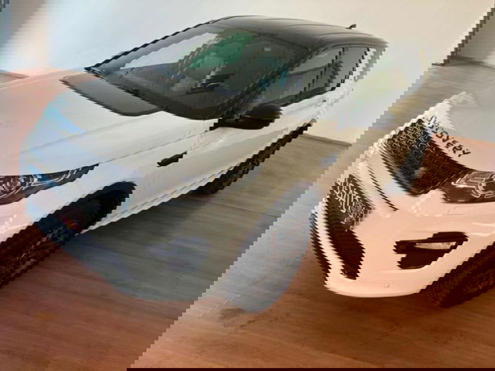 Land Rover Discovery Sport usata a Lucca (2)