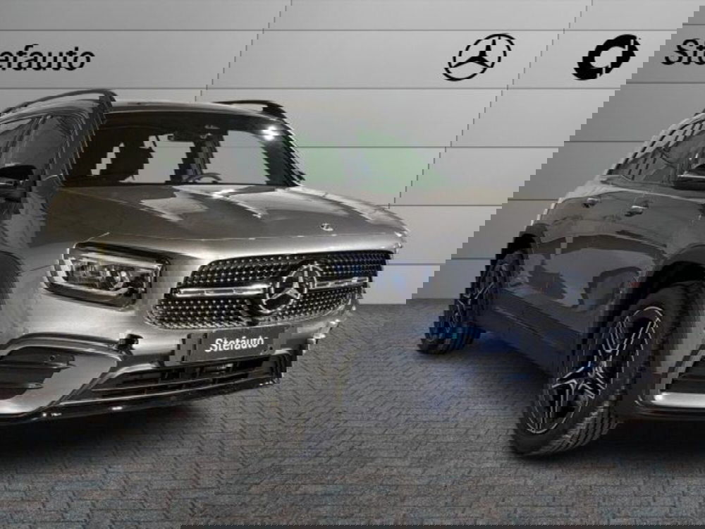 Mercedes-Benz GLB nuova a Bologna