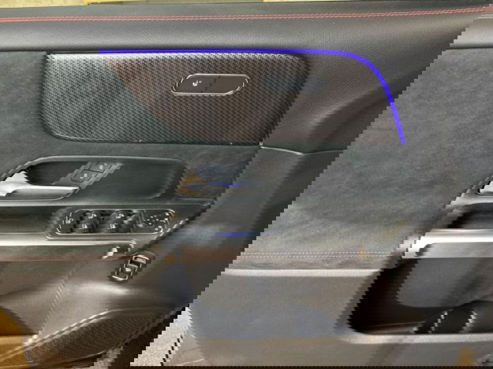 Mercedes-Benz GLB nuova a Bologna (10)