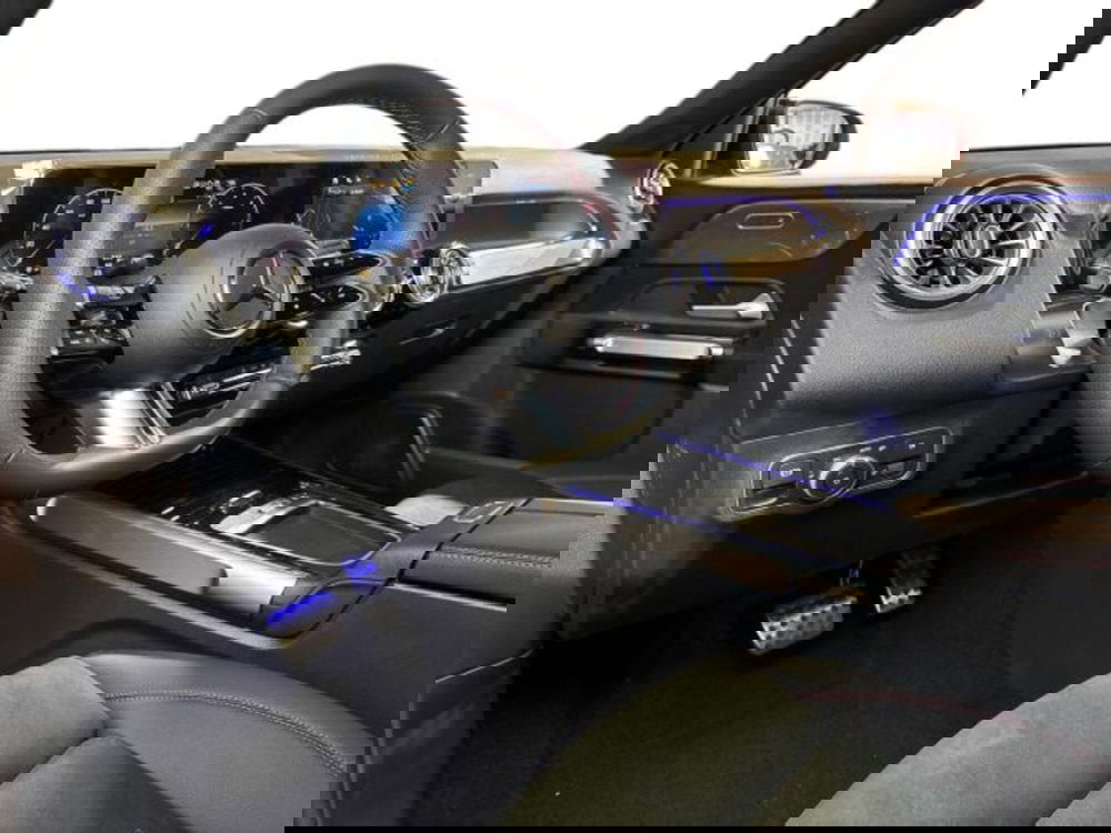 Mercedes-Benz GLB nuova a Bologna (11)