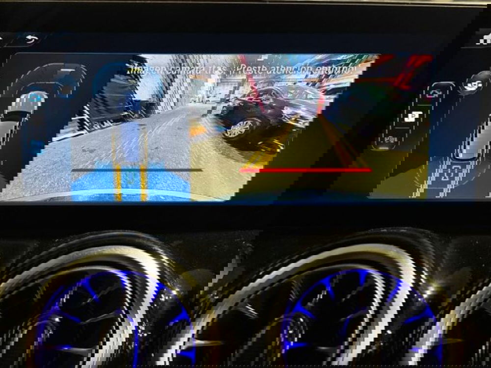 Mercedes-Benz GLB nuova a Bologna (12)