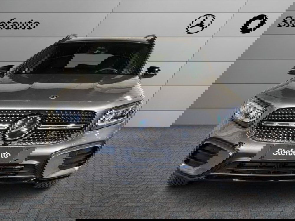 Mercedes-Benz GLB nuova a Bologna (4)