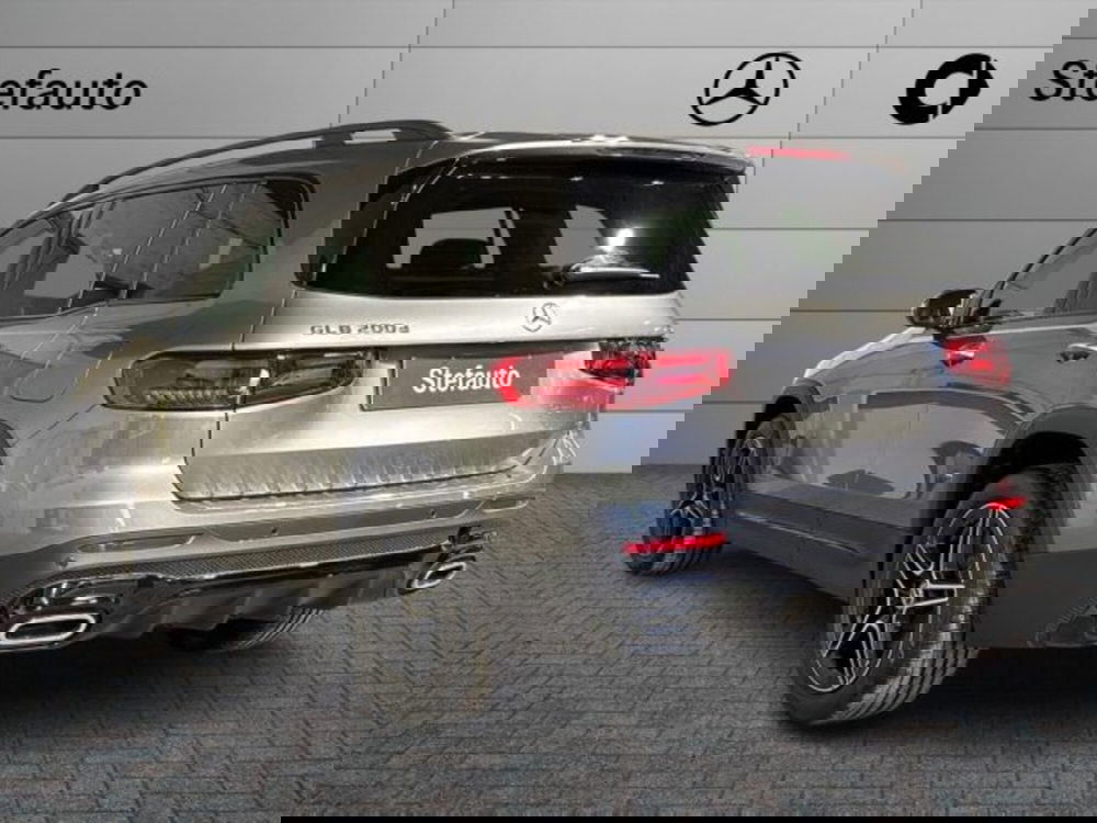 Mercedes-Benz GLB nuova a Bologna (5)