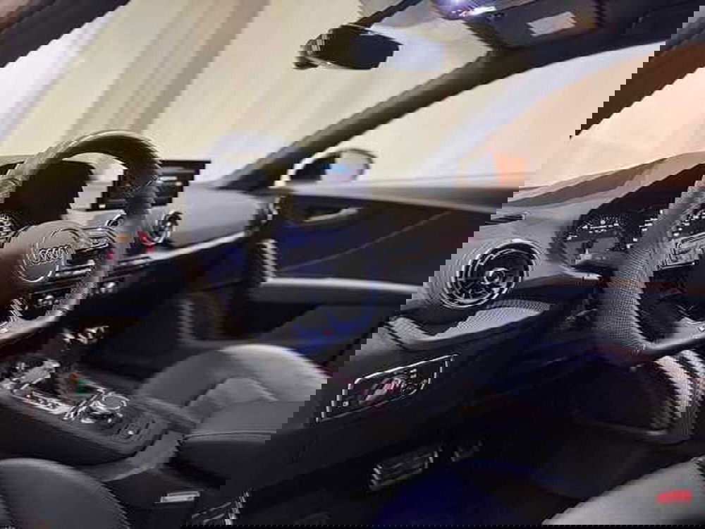 Audi SQ2 usata a Genova (11)