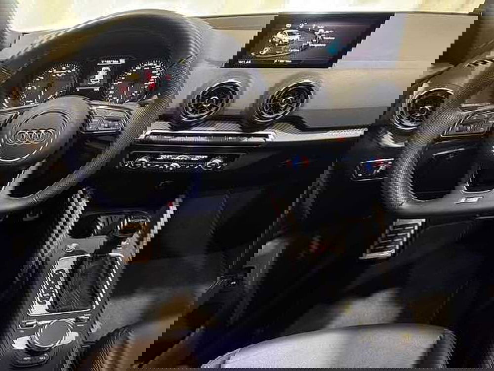 Audi SQ2 usata a Genova (6)