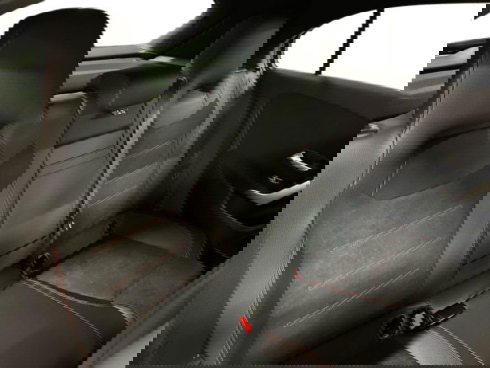 Mercedes-Benz Classe A Sedan nuova a Verona (15)