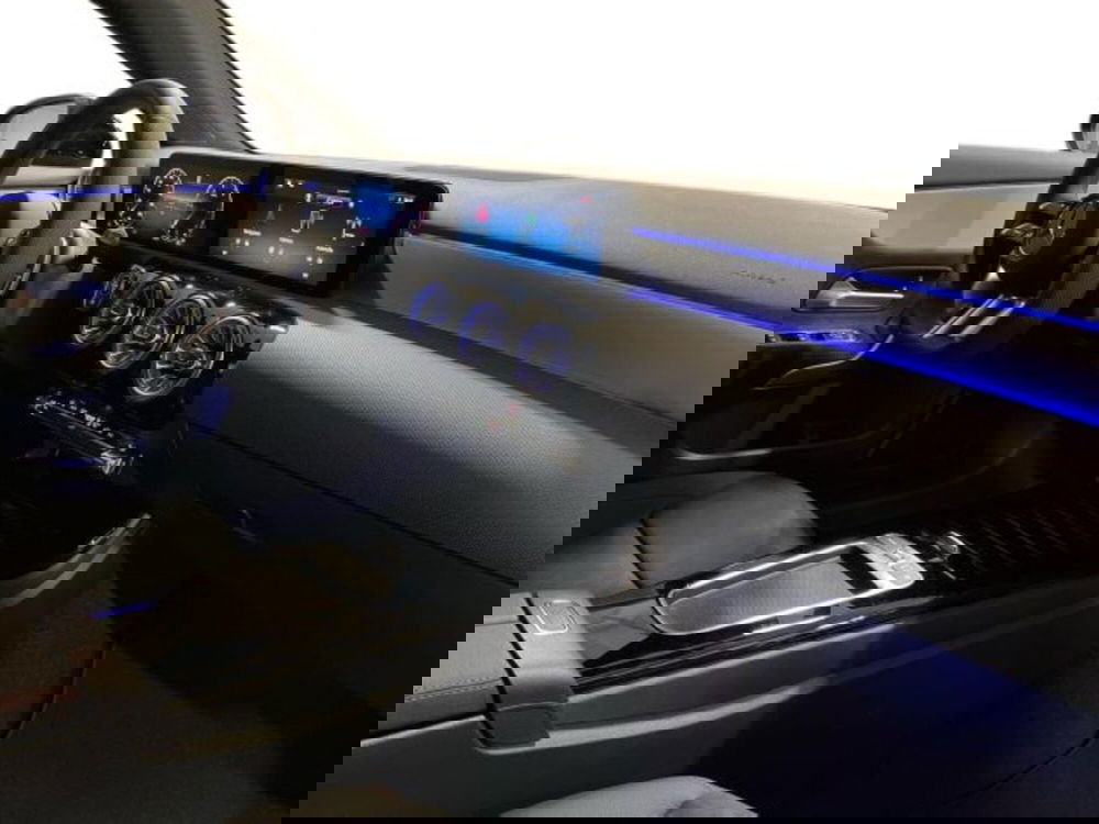 Mercedes-Benz Classe A Sedan nuova a Verona (16)