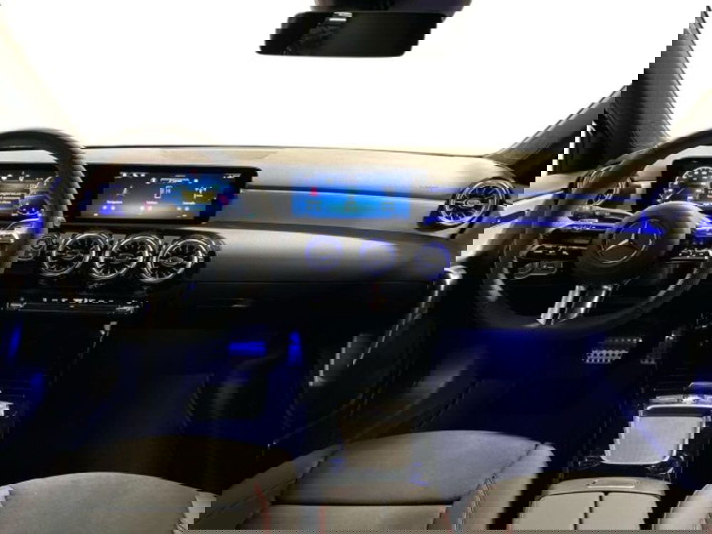 Mercedes-Benz Classe A Sedan nuova a Verona (9)