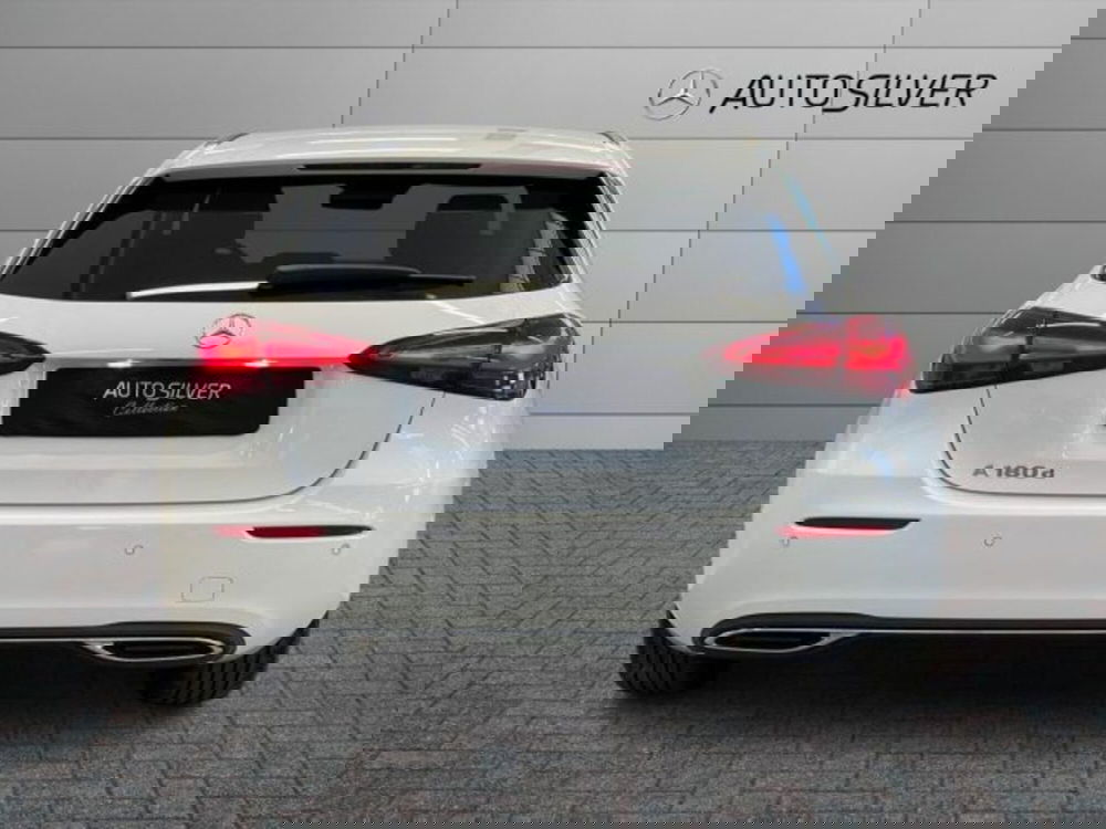 Mercedes-Benz Classe A Sedan nuova a Verona (4)