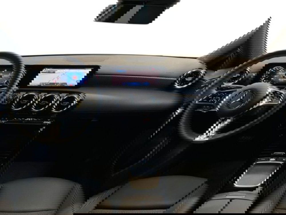 Mercedes-Benz Classe A Sedan nuova a Verona (9)