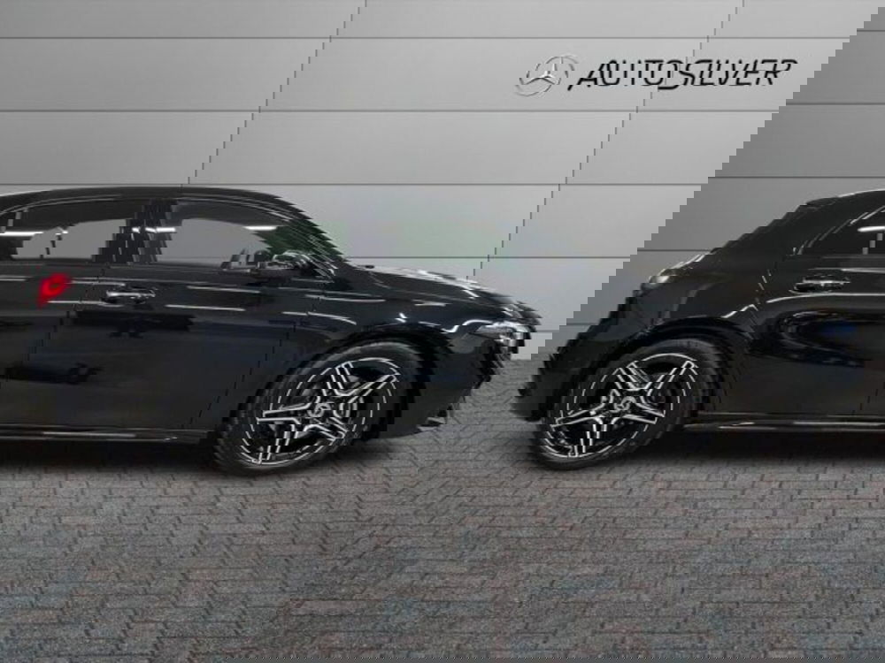 Mercedes-Benz Classe A Sedan nuova a Verona (5)