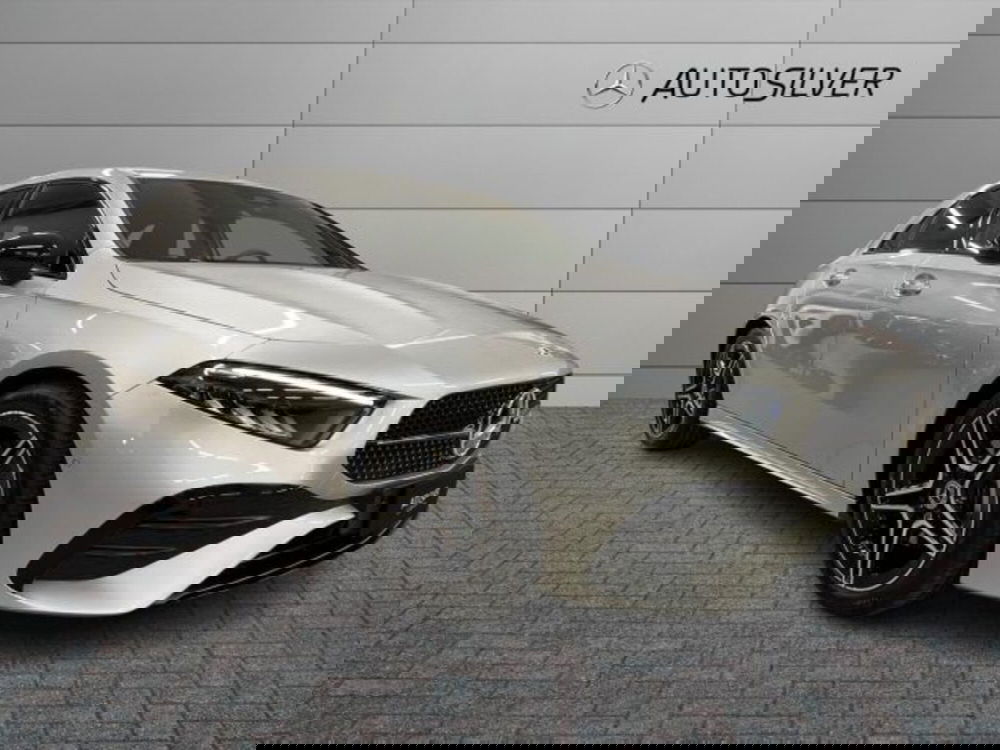 Mercedes-Benz Classe A Sedan nuova a Verona