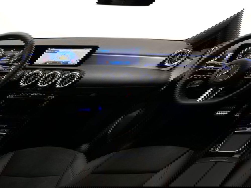 Mercedes-Benz Classe A Sedan nuova a Verona (9)