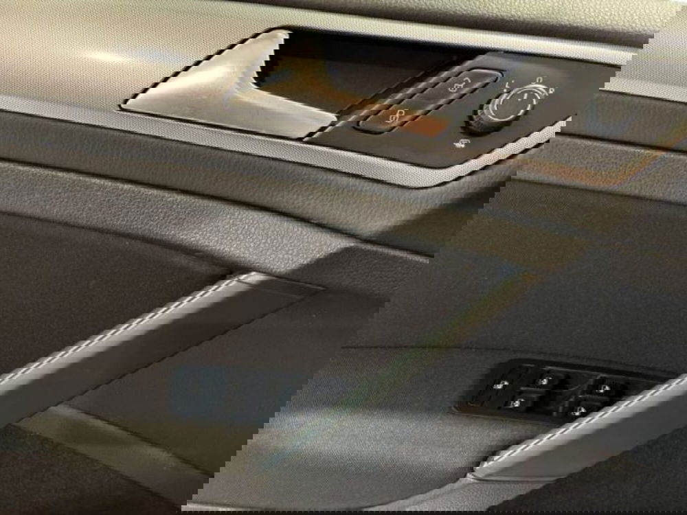 Volkswagen Golf usata a Ancona (13)