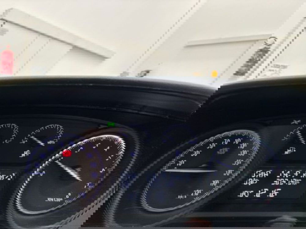 Lancia Ypsilon usata a Ancona (12)