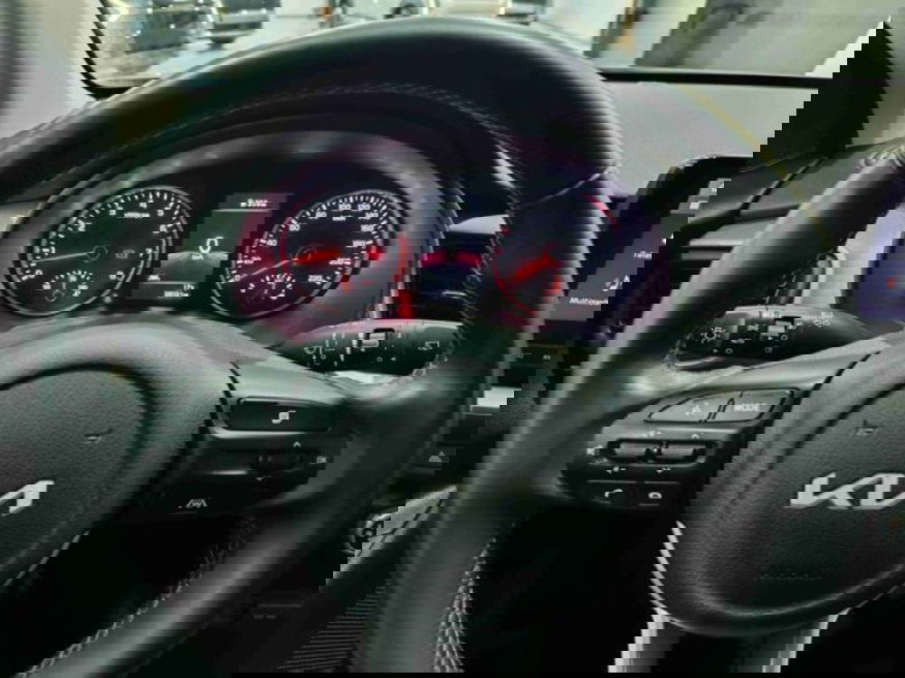 Kia Stonic usata a Catania (17)