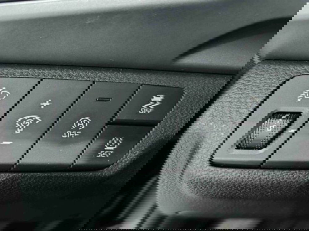 Kia Stonic usata a Catania (18)