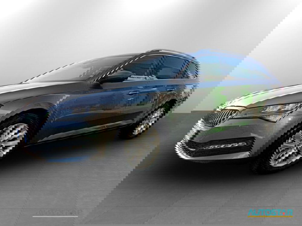 Skoda Superb Station Wagon usata a Piacenza