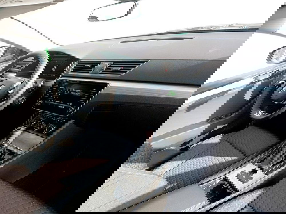 Skoda Superb Station Wagon usata a Piacenza (10)