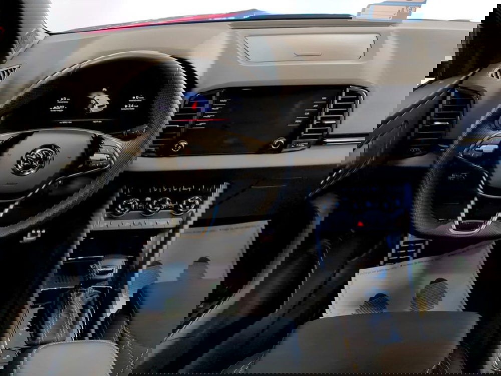 Skoda Karoq usata a Piacenza (8)