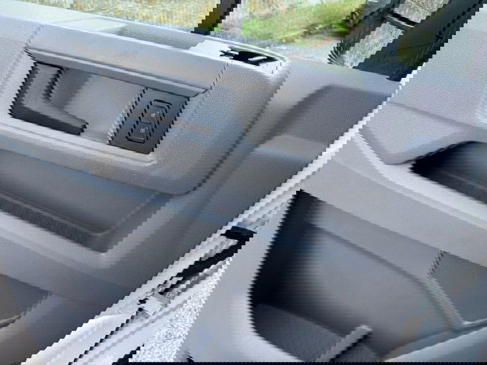 Volkswagen Veicoli Commerciali Crafter Furgone usata a Ravenna (13)