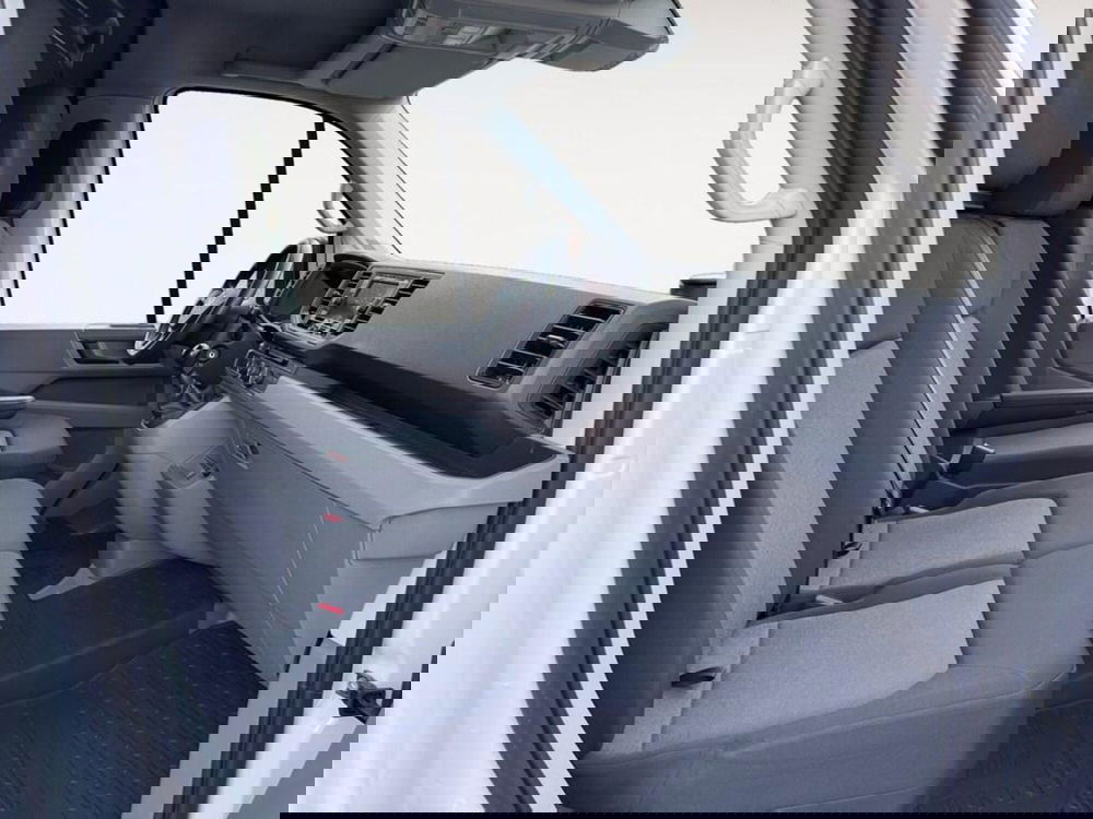 Volkswagen Veicoli Commerciali Crafter Furgone usata a Ravenna (8)