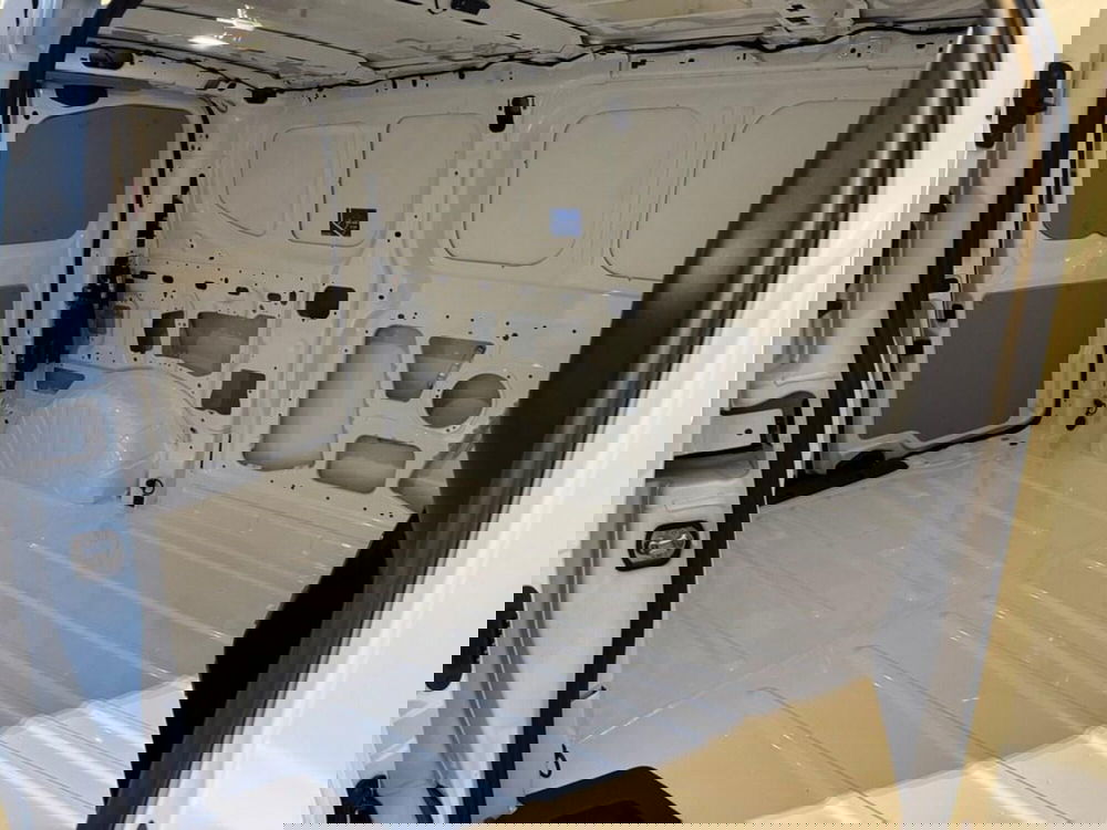 Volkswagen Veicoli Commerciali Transporter Furgone nuova a Ravenna (8)