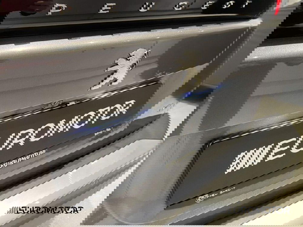 Peugeot 2008 usata a Bari (11)